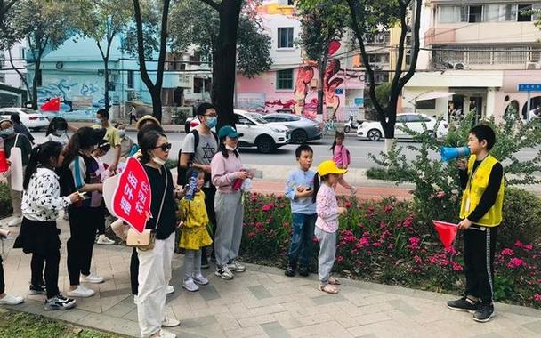 快闪导游服务 解锁锦江区福字街的隐藏魅力
